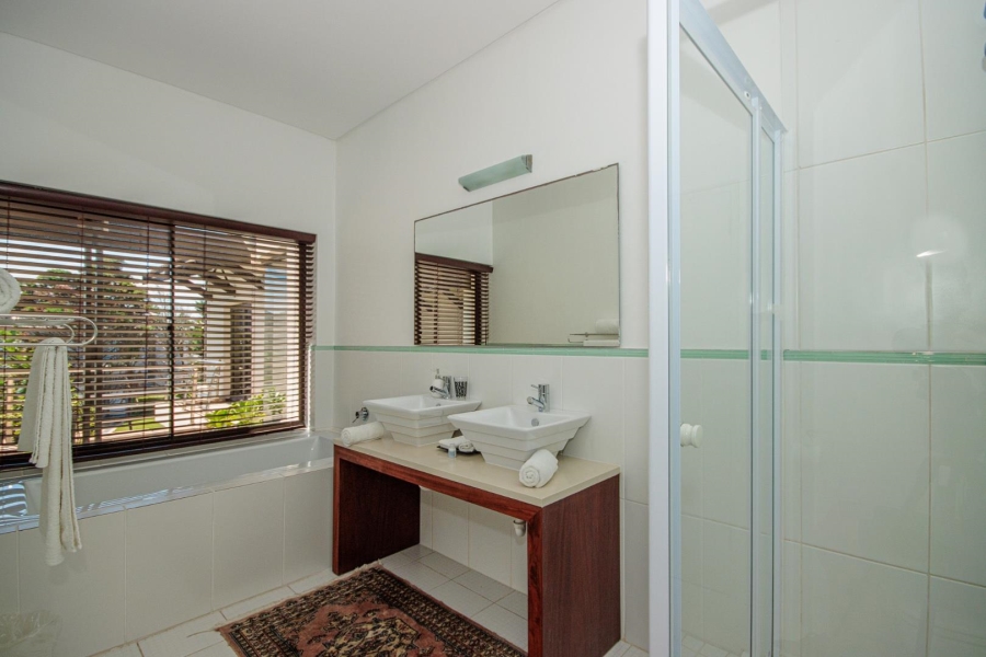 8 Bedroom Property for Sale in Sunset Beach Western Cape